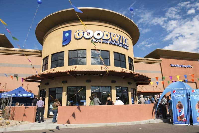 Goodwill AZ | Exterior of Goodwill store