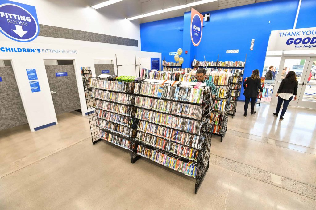 Goodwill AZ | Rack of books in a goodwill store
