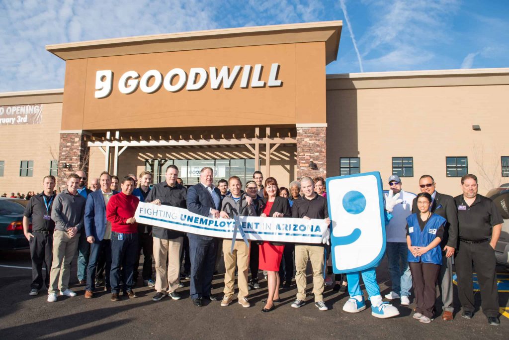 Goodwill AZ | Group of employees outside the goodwill store