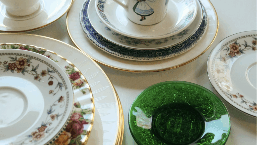 Multiple pieces of tableware on a table